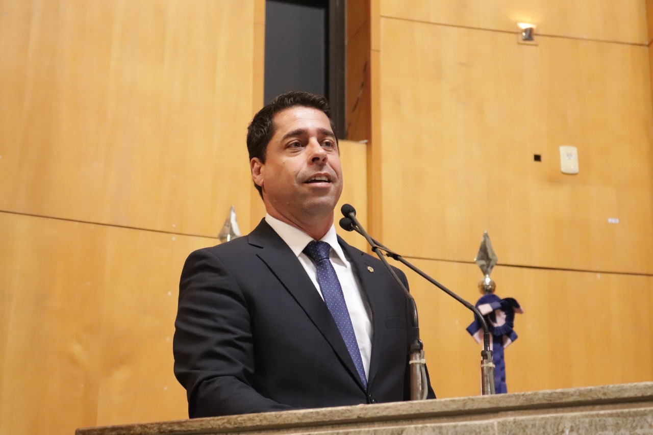 Deputado estadual Marcelo Santos defende estudo de cenários para destacar potencialidades de cada região para aproveitar oportunidades. / Foto: Bruno Fritz